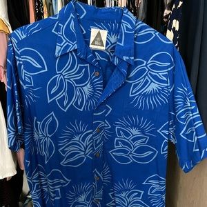 Sig Zane men’s shirt size large